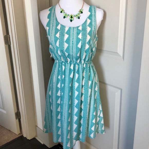 Francesca’s 💚 White & Green Dress 👗S - Picture 6 of 10
